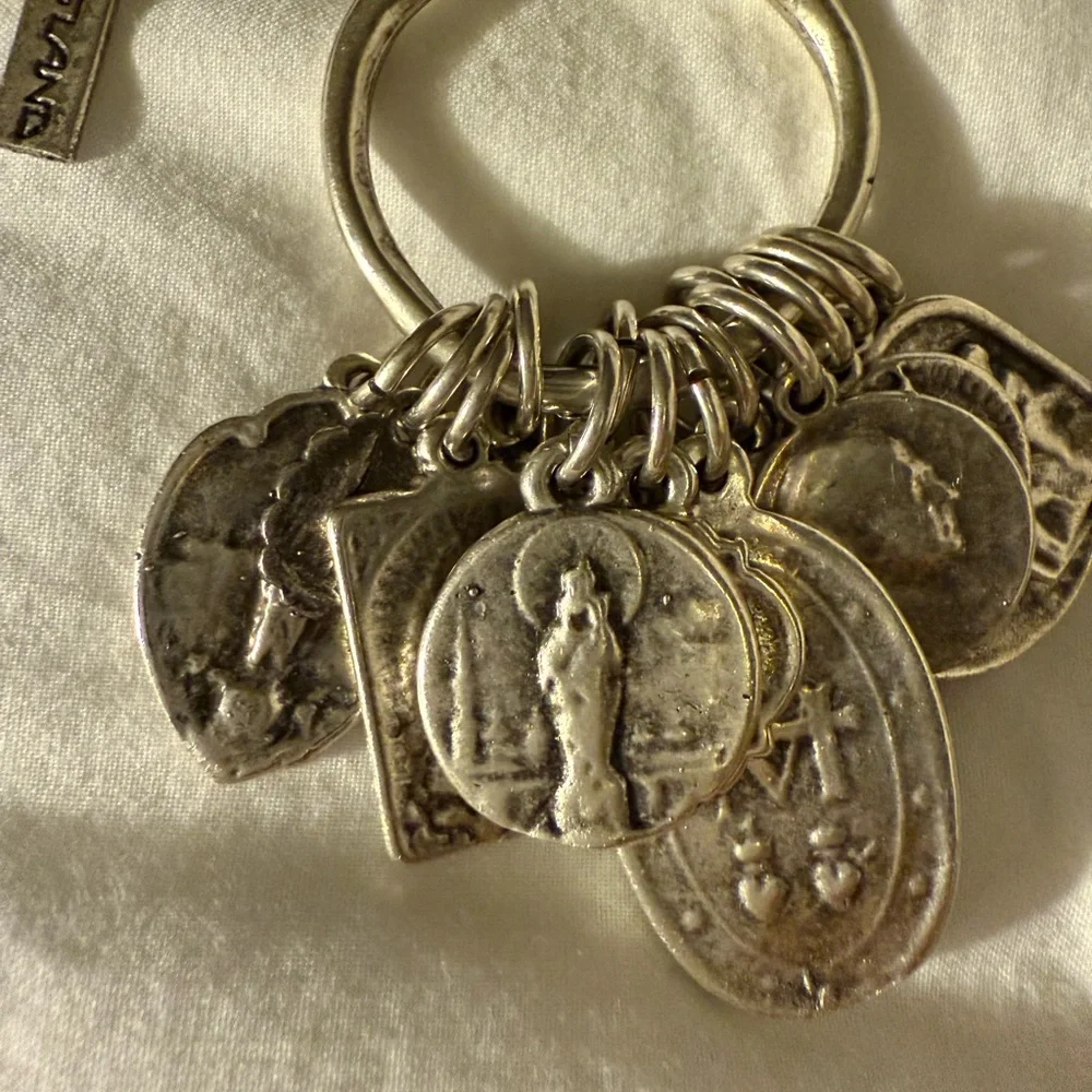 Silver Pendant Necklace - Picture 6 of 6